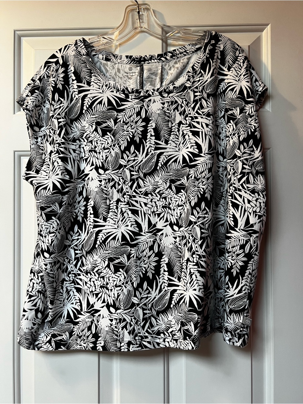 Talbots Black & White Tropical Print Long Sleeve Tee